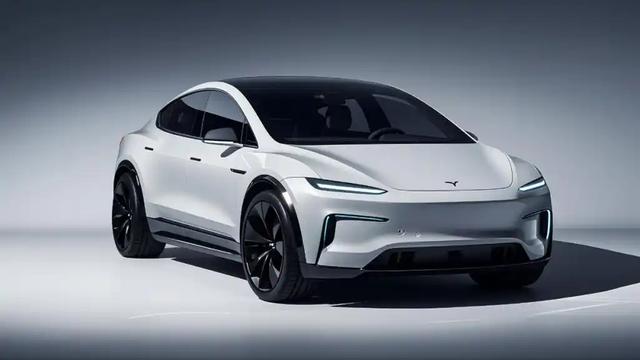 2025款ModelY，特斯拉8年等待后新王炸！-有駕