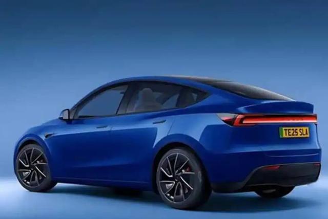 2025款ModelY，特斯拉8年等待后新王炸！-有駕