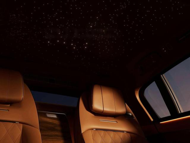 尊界S800發(fā)布，預(yù)售100萬~150萬，比邁巴赫S級(jí)豪，瞄準(zhǔn)大勞+賓利-有駕