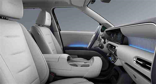 全新帕里斯帝更多內飾官圖發布 采用9座布局