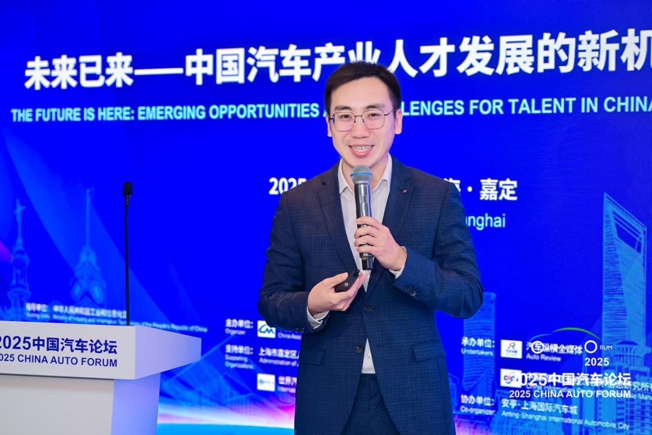 智電汽車時(shí)代：誰搶到人才，誰贏得未來