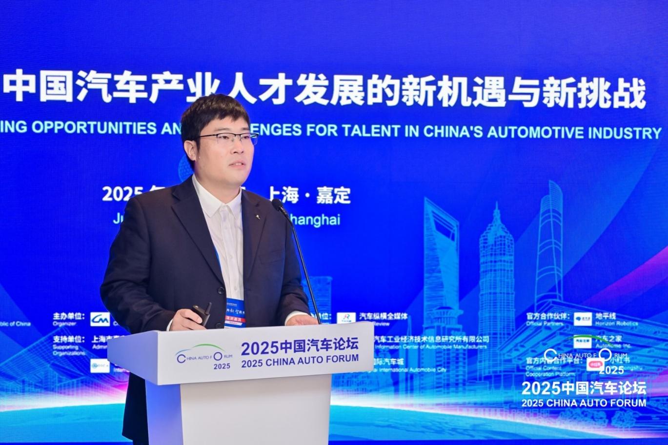 智電汽車時(shí)代：誰搶到人才，誰贏得未來