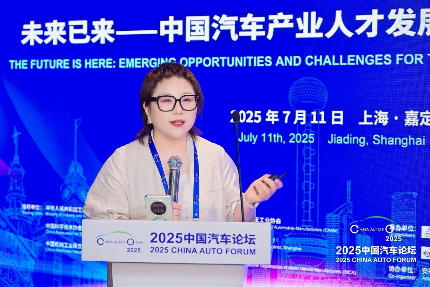 智電汽車時(shí)代：誰搶到人才，誰贏得未來