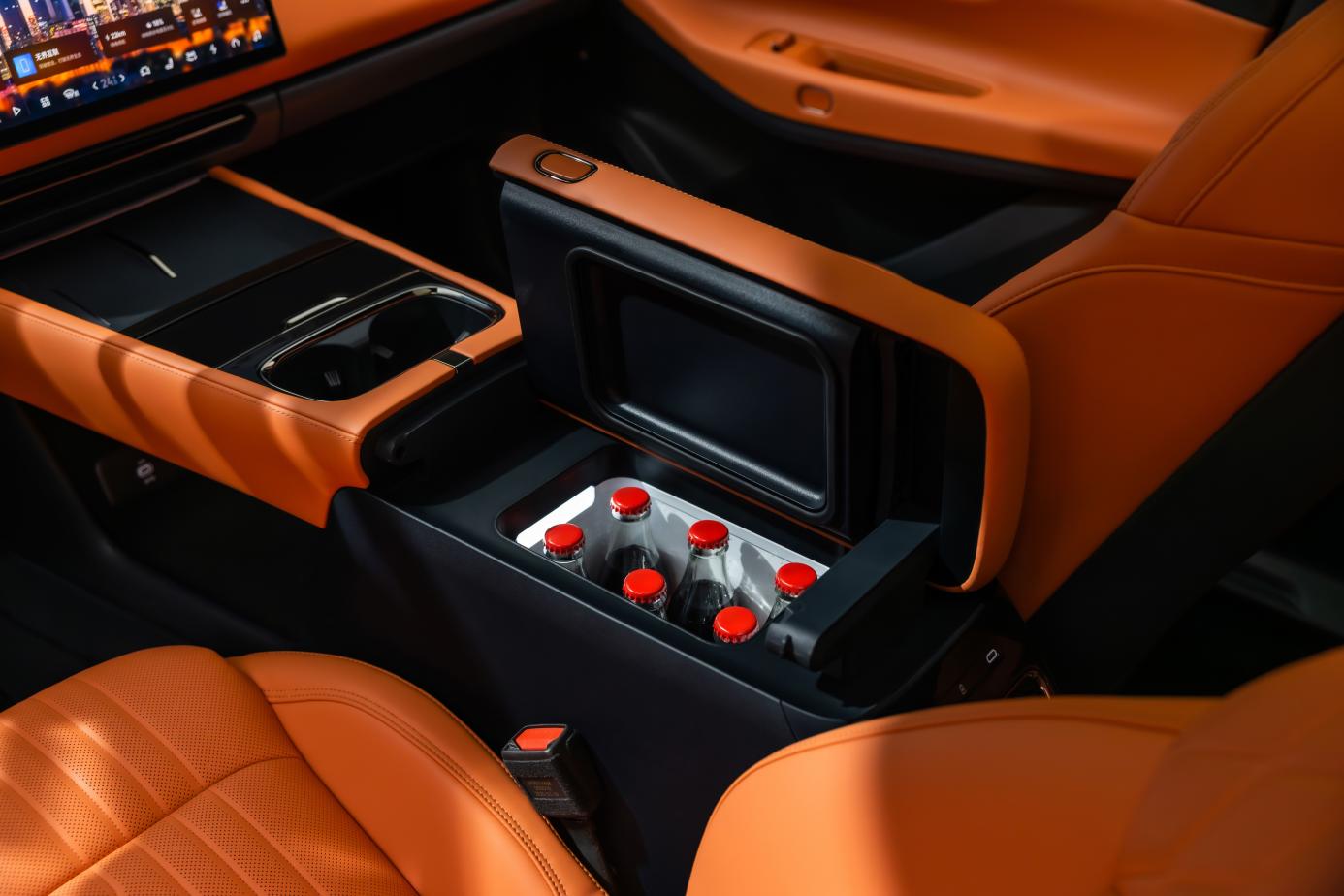 全新有為 進階無界，全新領克08 EM-P 15.98萬元起正式上市