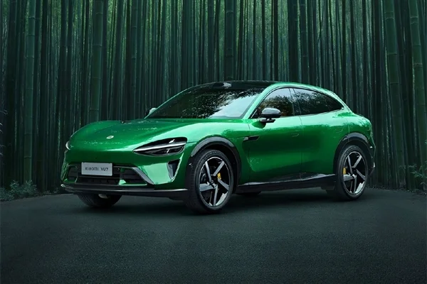 雷軍帶隊在高原測試小米YU7：平均海拔4000多米